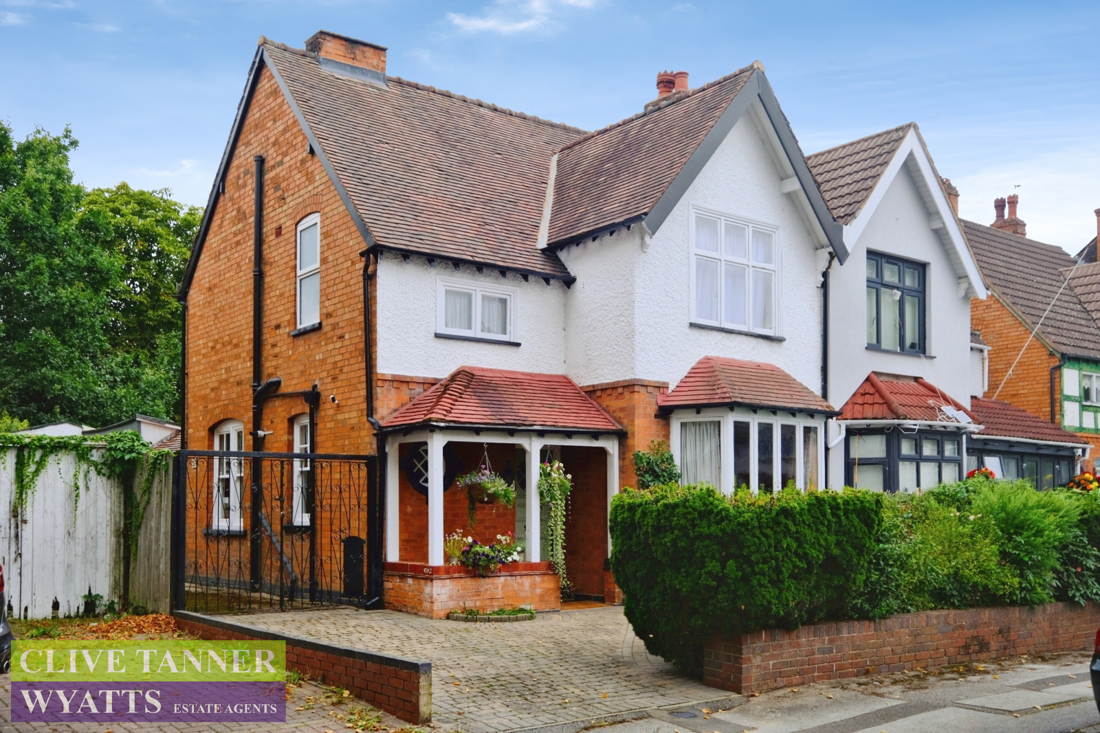 10 Russell Road, Hall Green, Birmingham. B28 8SE