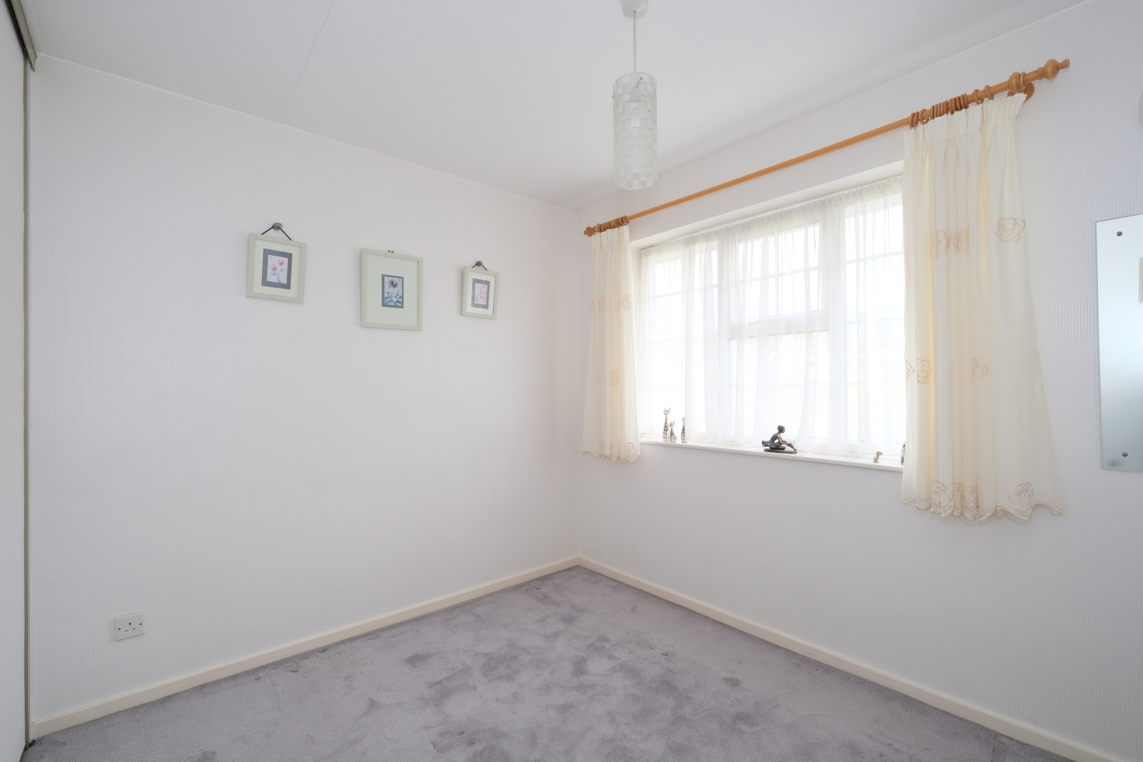 Sale completed property at 28 Nairn Close, Hall Green, Birmingham. B28 0NX