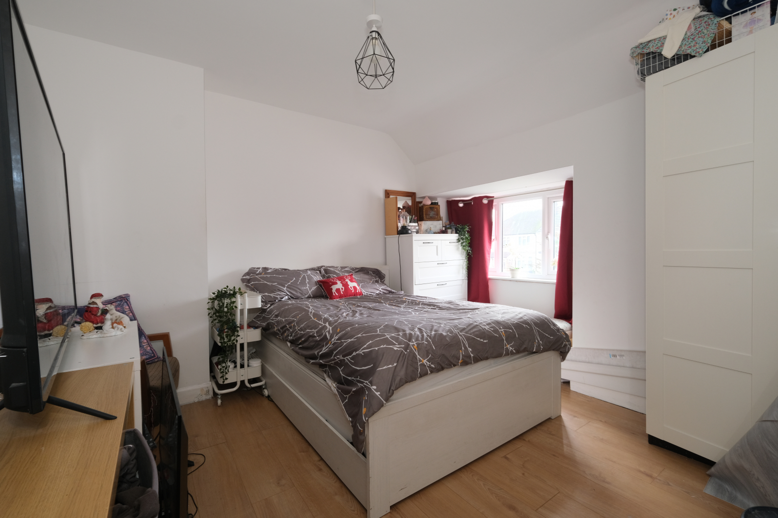 Property for sale at 54 Shalford Road, Solihull, Birmingham. B92 7NF