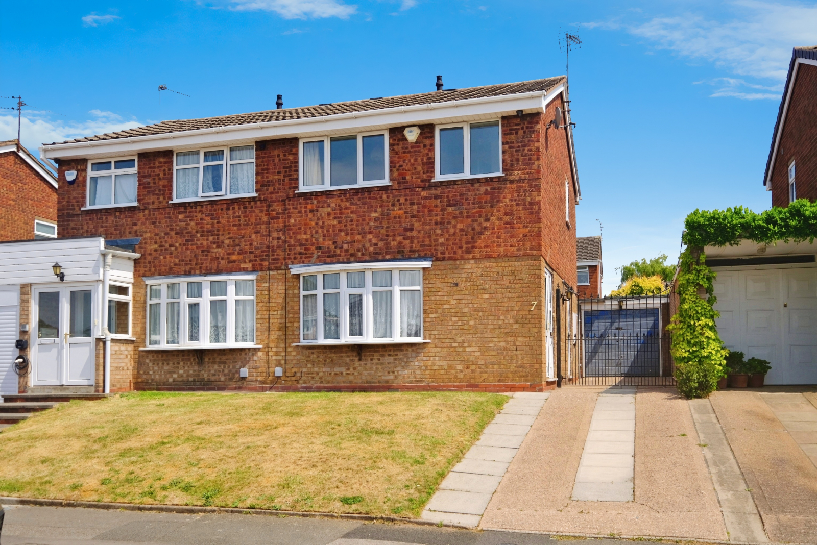 7 Faversham Close, Walsall, Birmingham. WS2 0ND